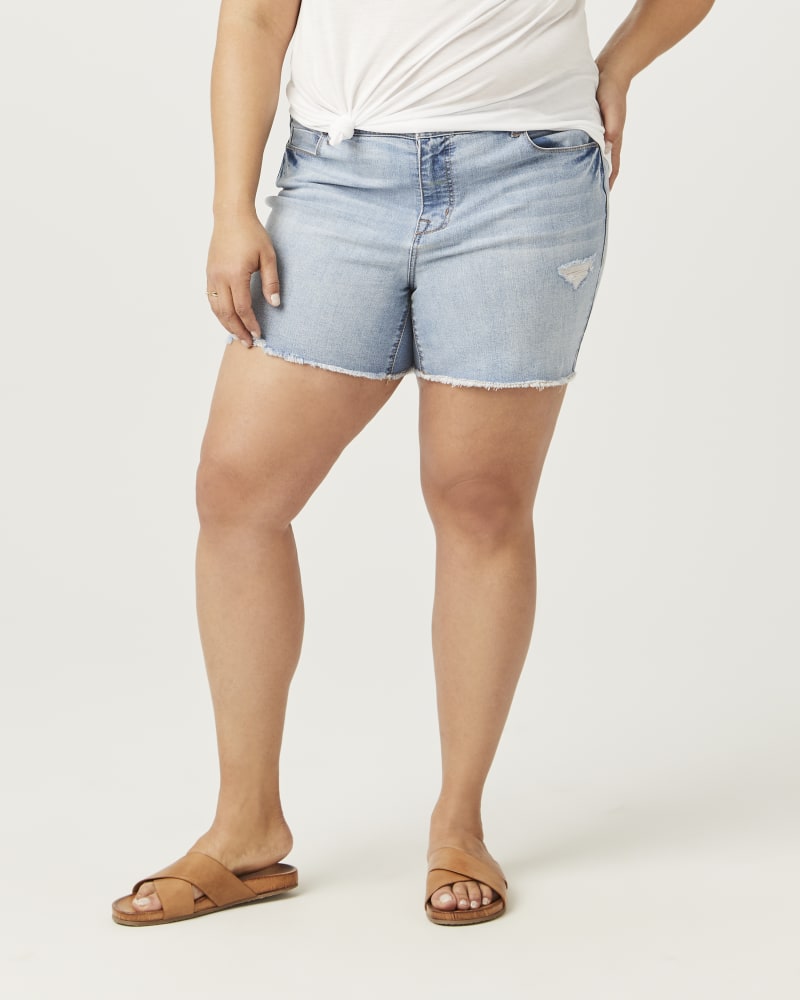 Plus size frayed shorts discount